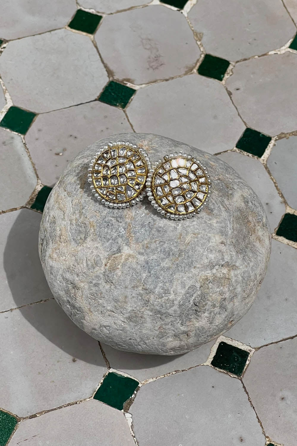 DIA EARRINGS | Polki Diamond & Pearl in 22k Gold
