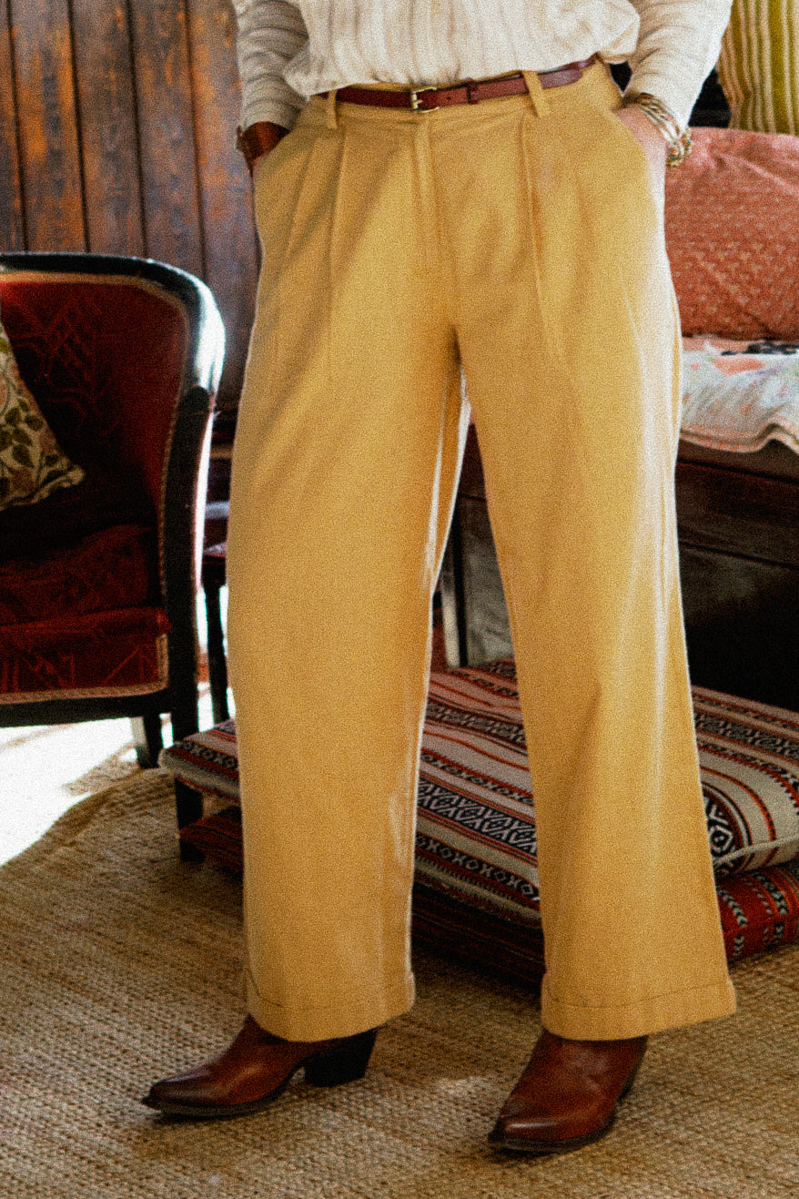 PANTALON LUCCA | Coton tissé à la main, couleur caramel au beurre