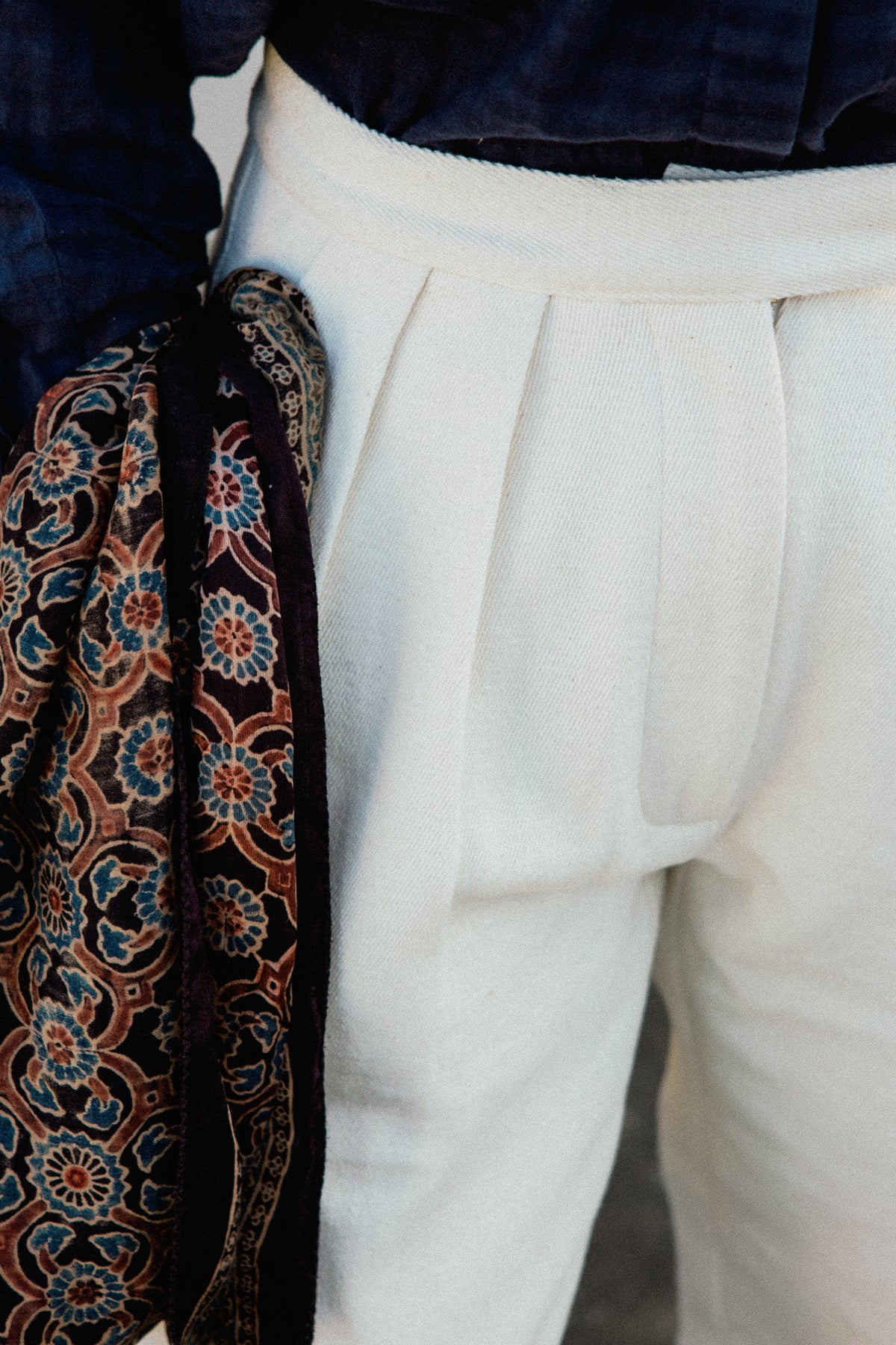 PANTALONI PARIS | Twill di cotone alabastro tessuto a mano