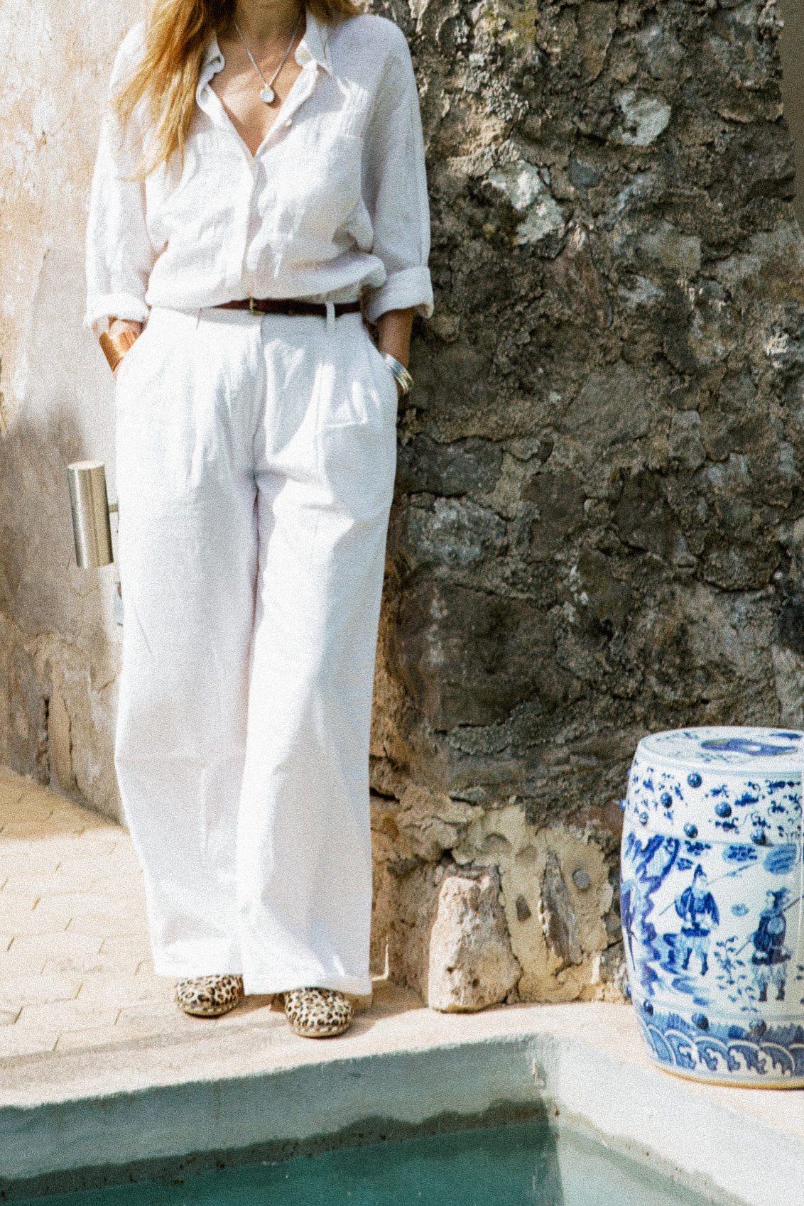 LUCCA HOSE | Handgesponnener Alabaster-Doppelstoff