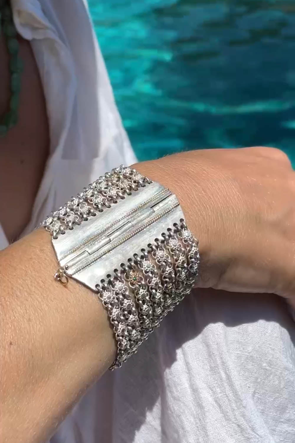 ANATOLIA KETTENARMBAND | Silber, Gold & Smaragd