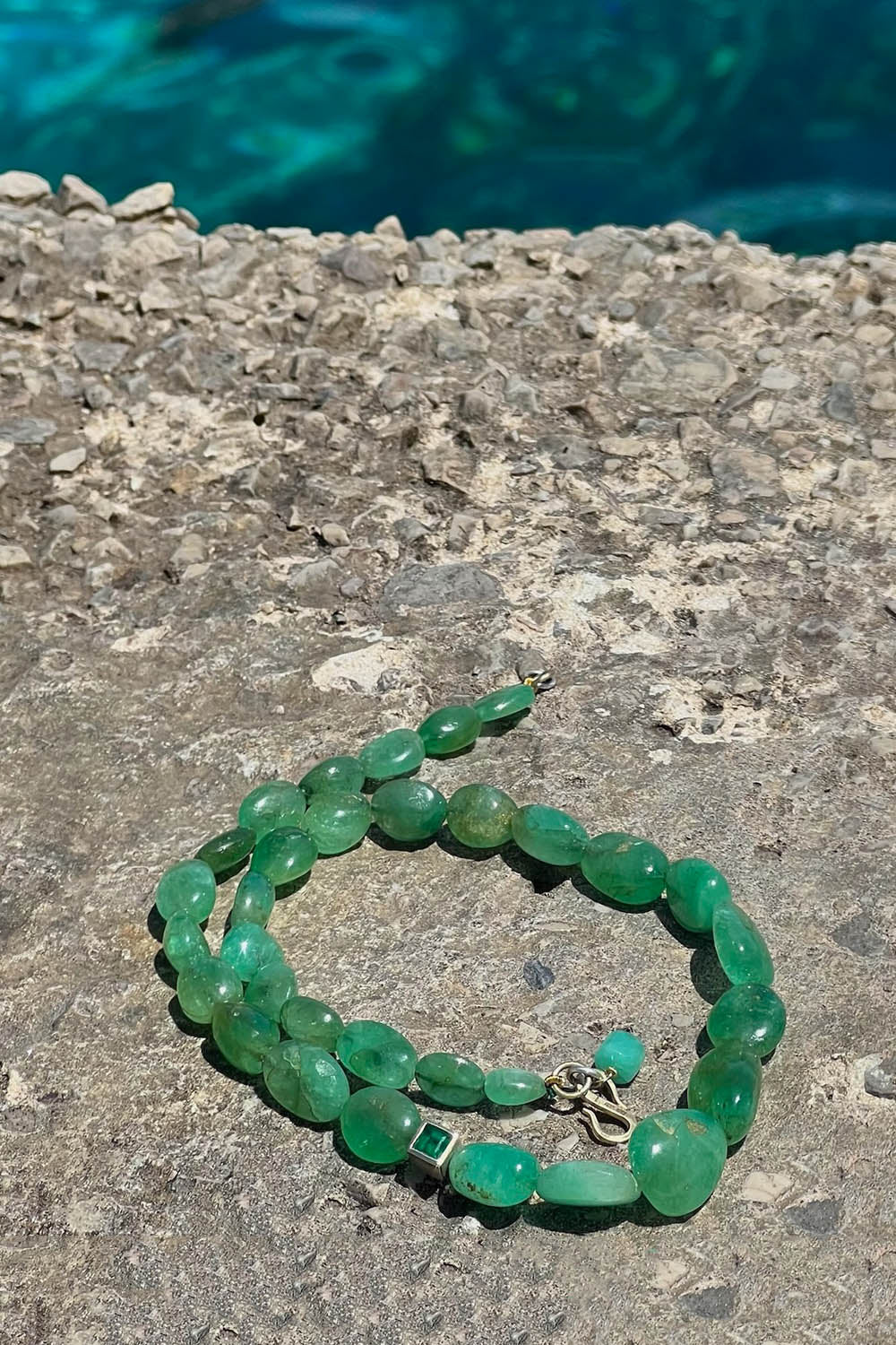 BEAD BOX NECKLACE | Emerald Single Strand